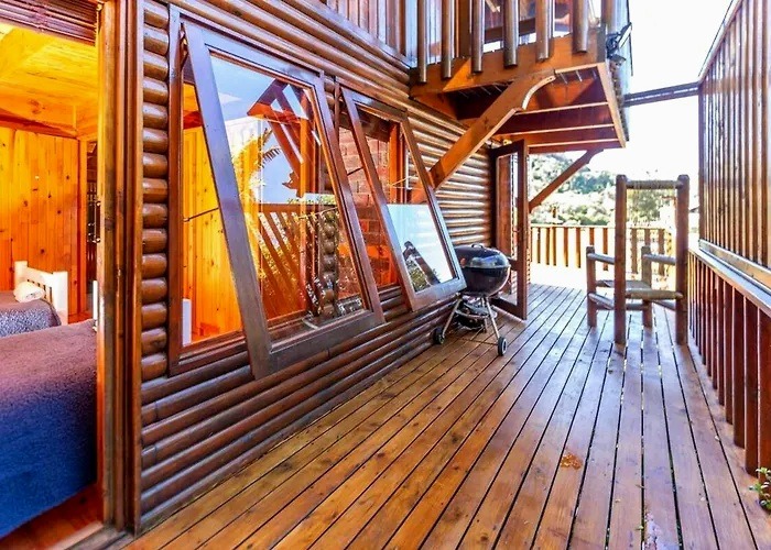 3 Bedroom Property for Sale in Kanonkop Western Cape
